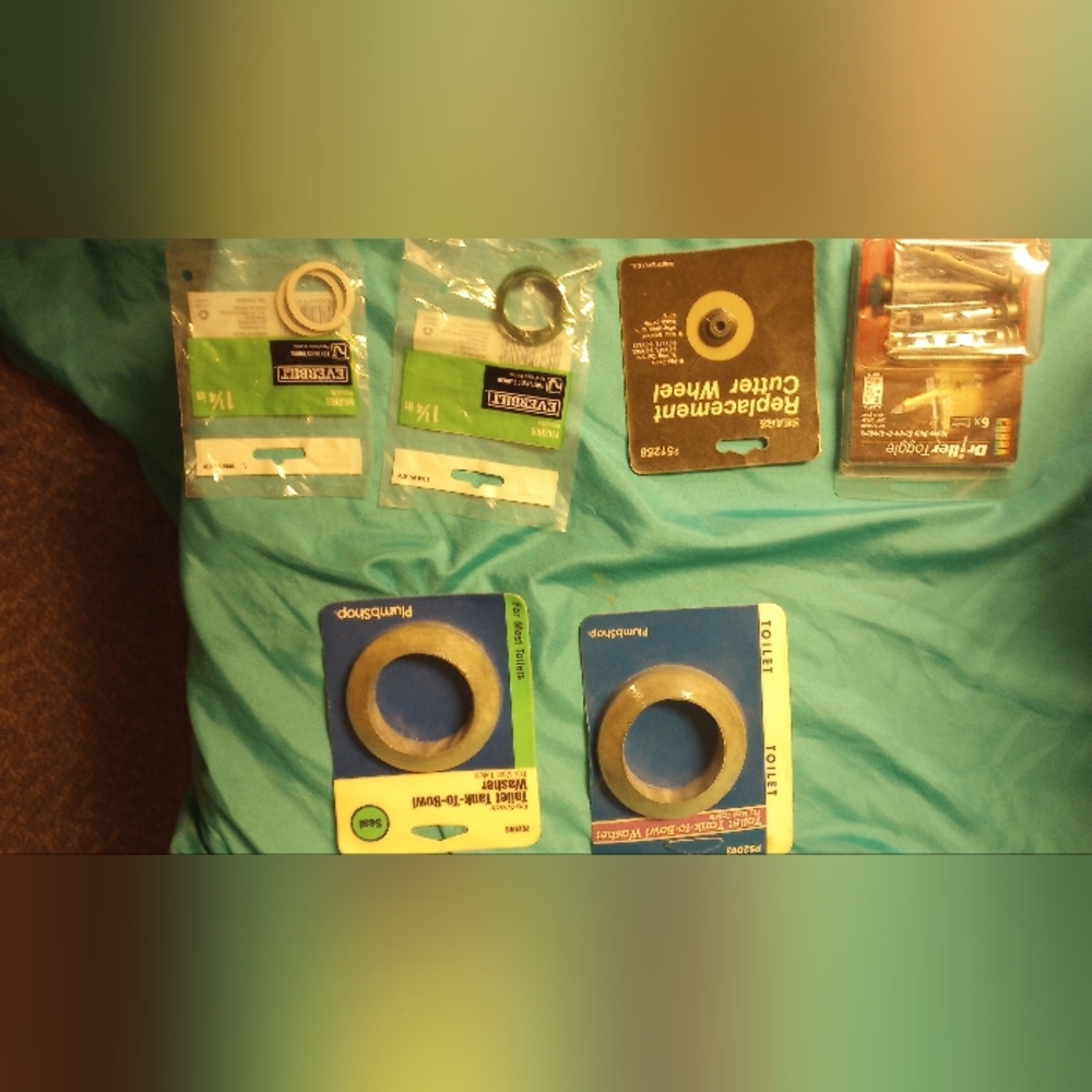 Tank To Bowl Tubular 1 1/4" Tubing And Replacement Cutter Wheel And Toggle Bolts